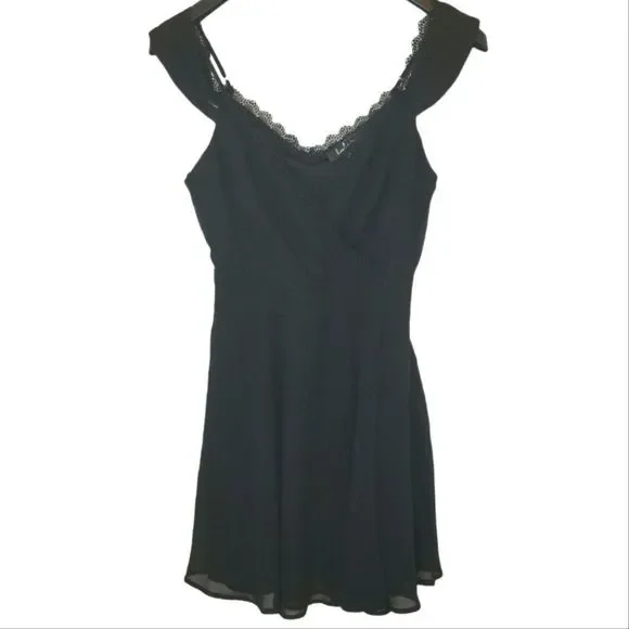 Lulu's Black Dress Size Small - Picture 1 of 4